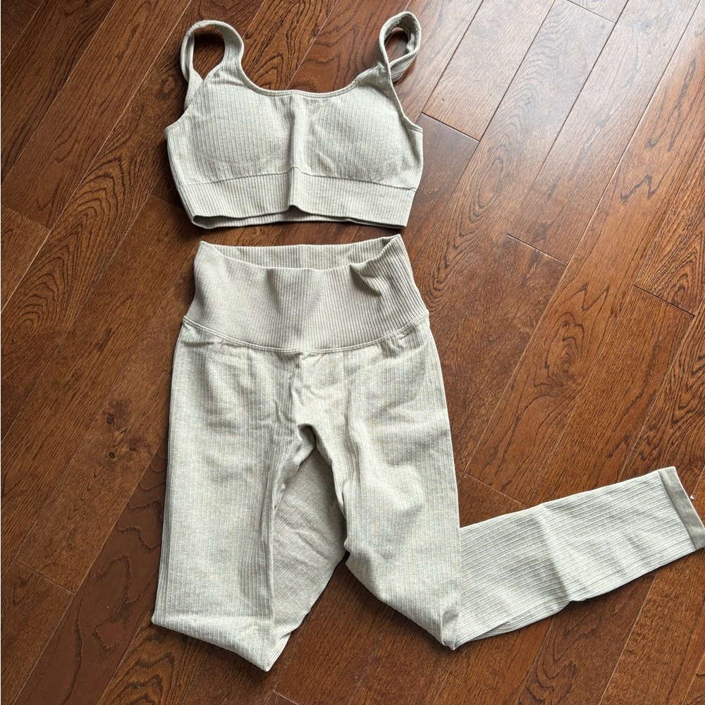 Ribbed Yoga Set